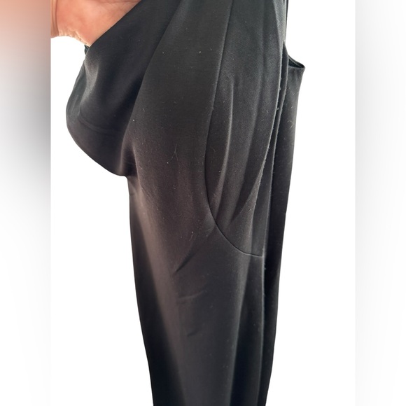 One-Shoulder Jersey Gown
La Femme - Picture 4 of 5